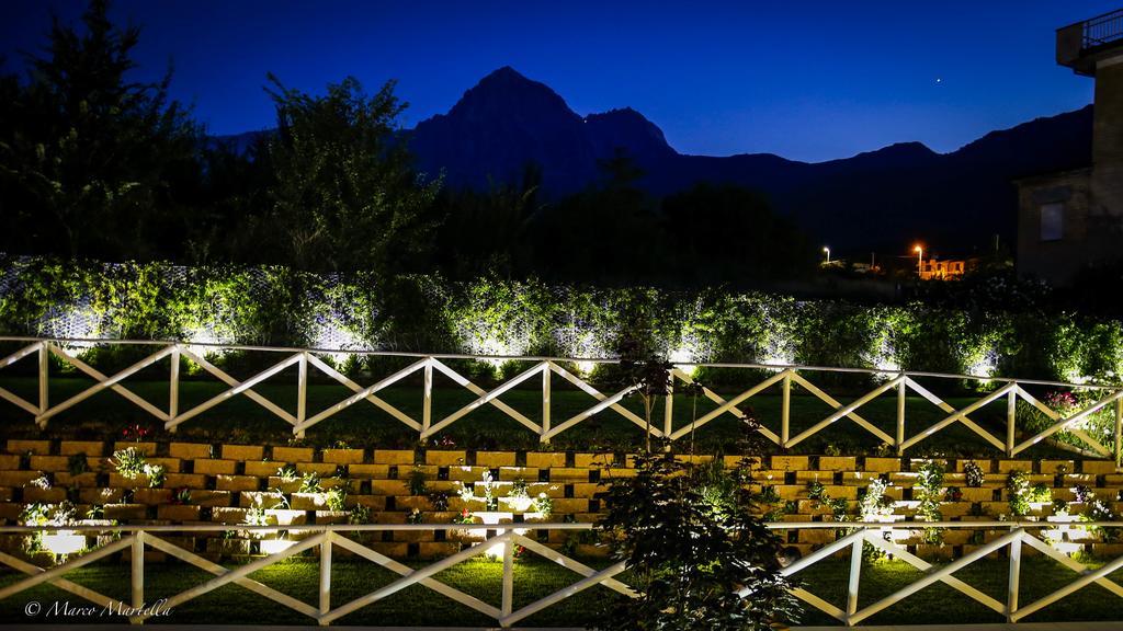 Hotel Pina Ristorante Isola del Gran Sasso dʼItalia Eksteriør bilde