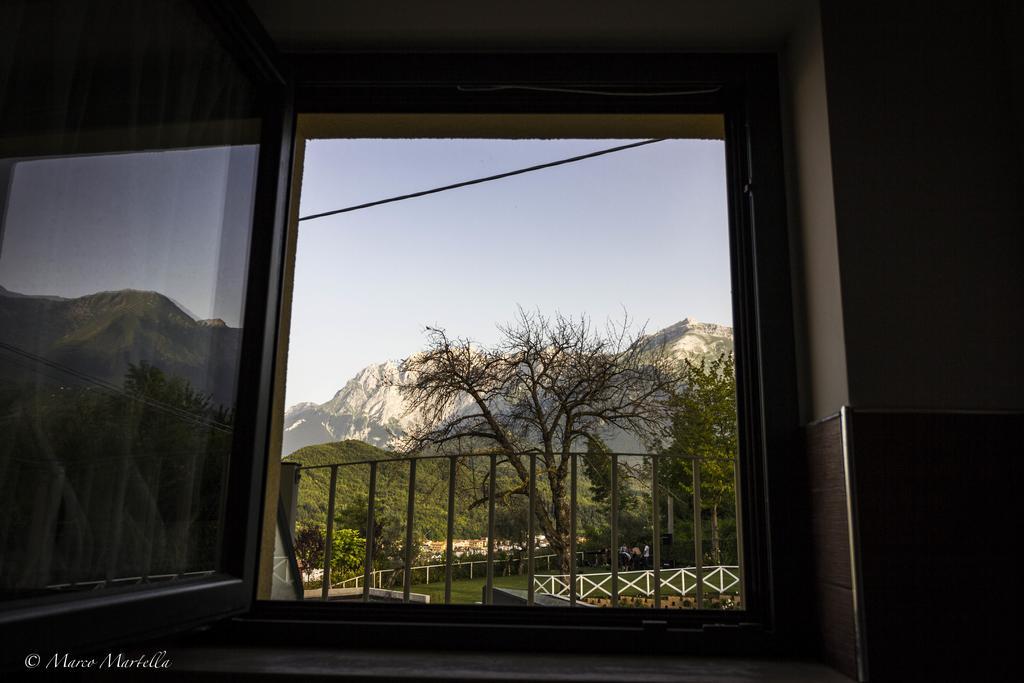 Hotel Pina Ristorante Isola del Gran Sasso dʼItalia Eksteriør bilde